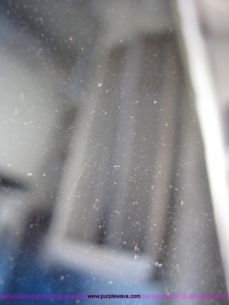 image for item 3559 1999 Freightliner C-112 semi truck