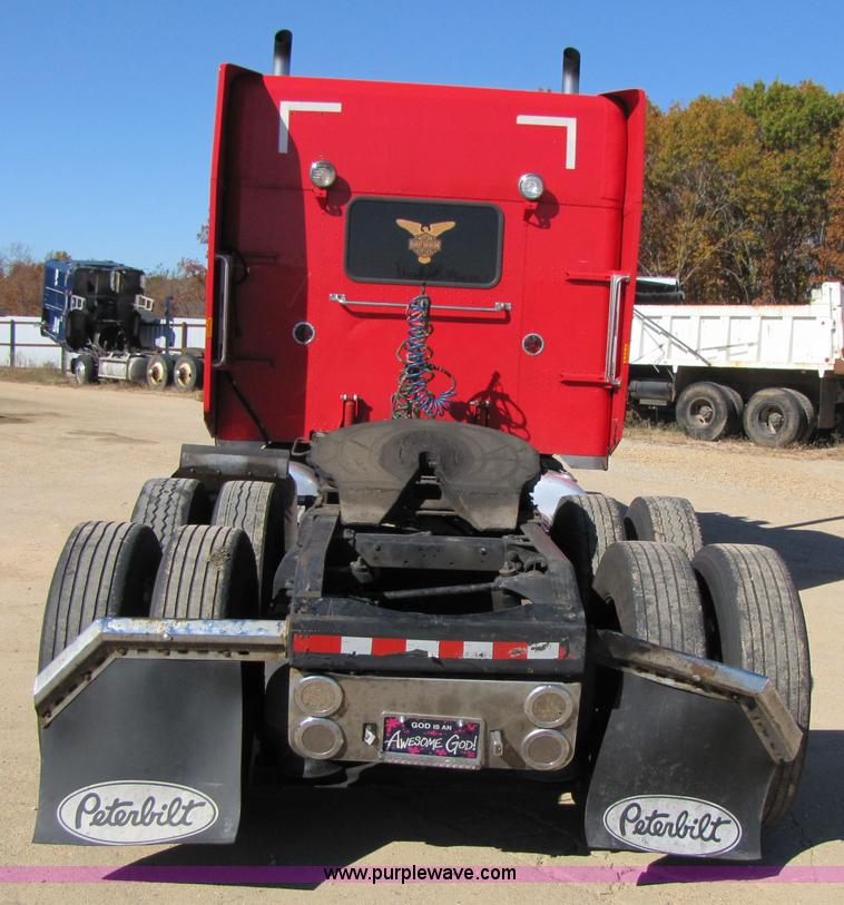 image for item 3560 2000 Peterbilt 379 semi truck