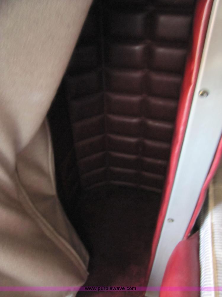 image for item 3560 2000 Peterbilt 379 semi truck