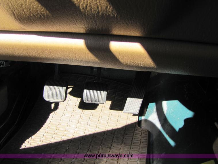 image for item 3561 1998 Jeep Wrangler