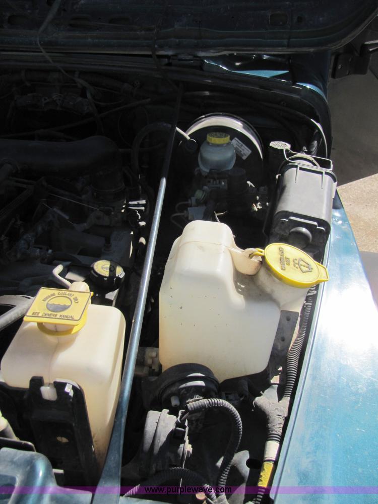 image for item 3561 1998 Jeep Wrangler