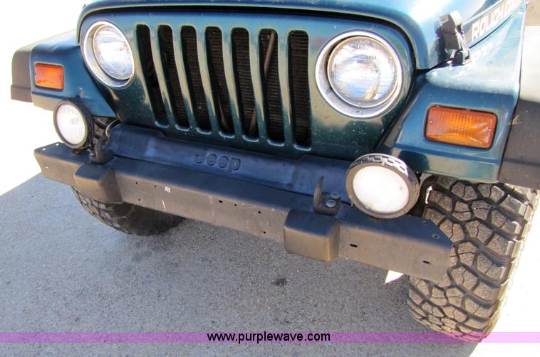image for item 3561 1998 Jeep Wrangler