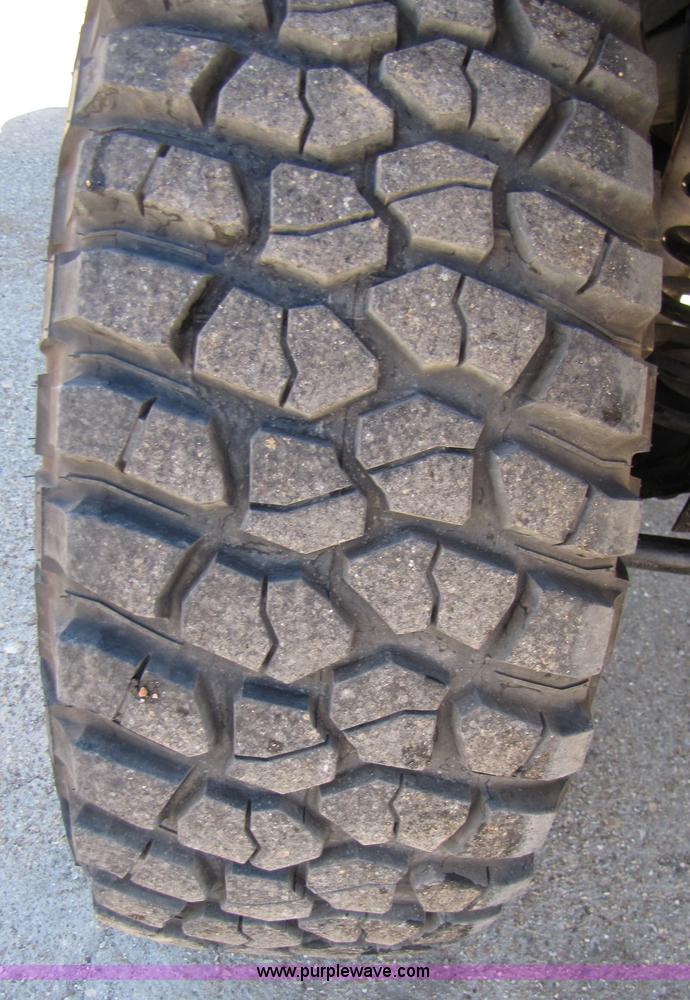 image for item 3561 1998 Jeep Wrangler