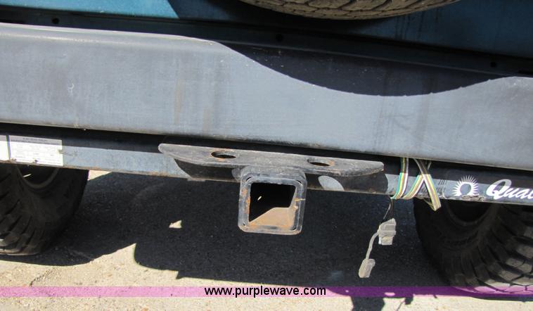 image for item 3561 1998 Jeep Wrangler