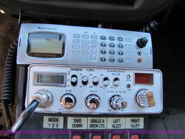 image for item 3562 2002 Ford Crown Victoria Police Interceptor