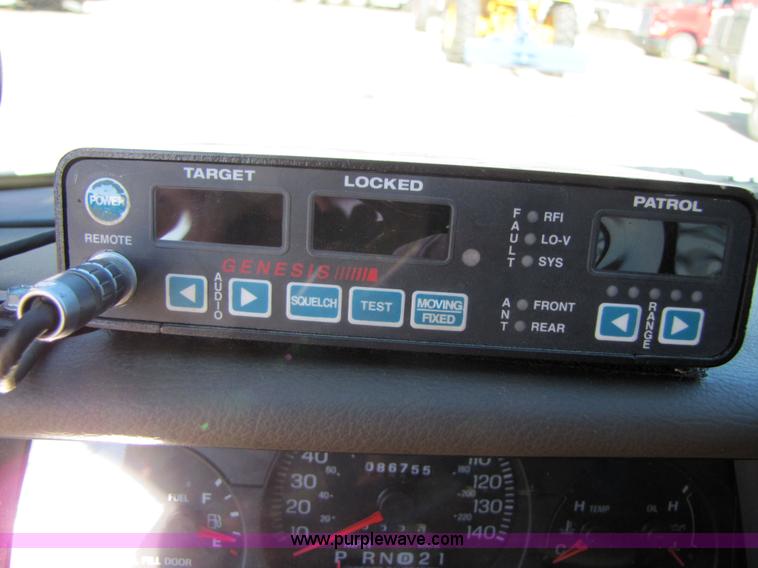 image for item 3562 2002 Ford Crown Victoria Police Interceptor