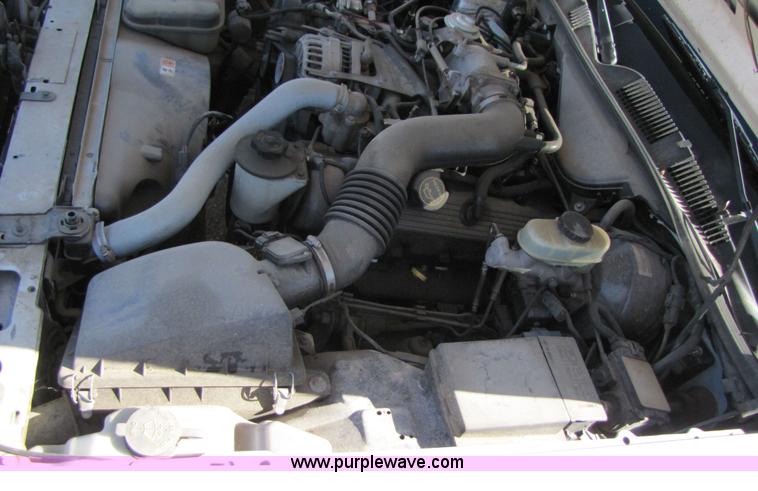 image for item 3562 2002 Ford Crown Victoria Police Interceptor