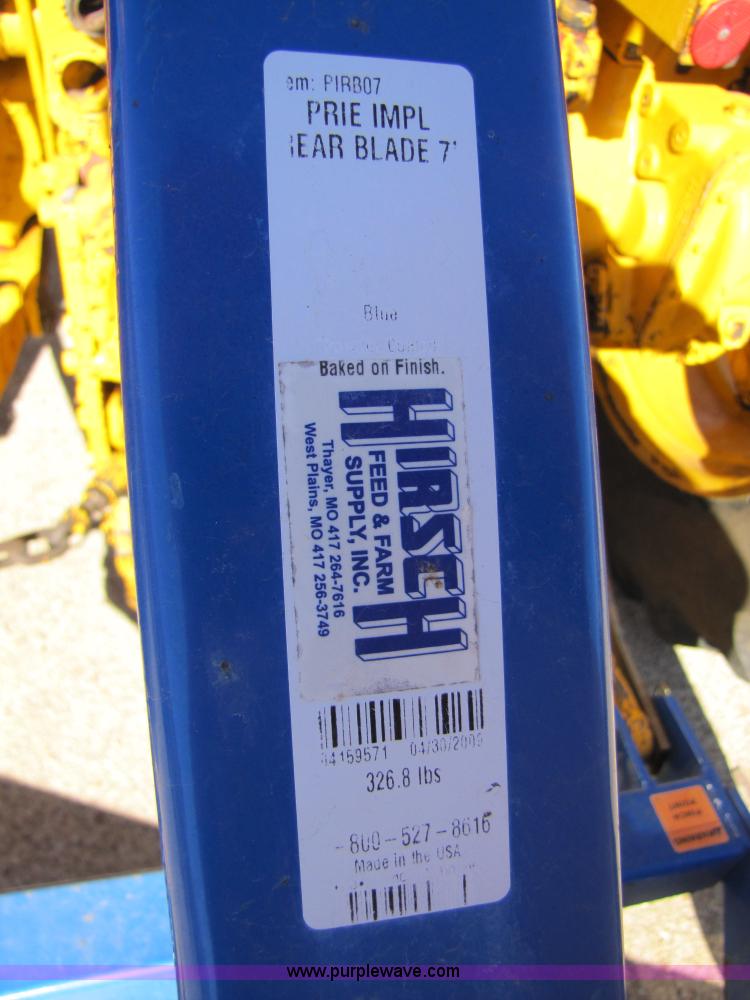 image for item 3563 1984 Case M1394 tractor with blade