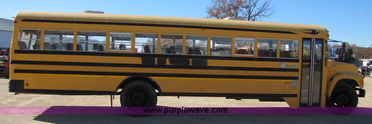 image for item 3565 1996 Ford B800 Blue Bird school bus