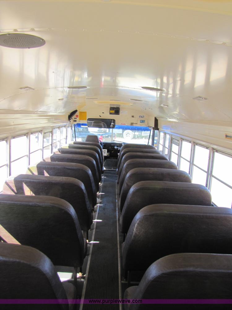 image for item 3565 1996 Ford B800 Blue Bird school bus