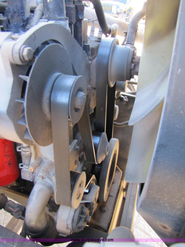 image for item 3565 1996 Ford B800 Blue Bird school bus