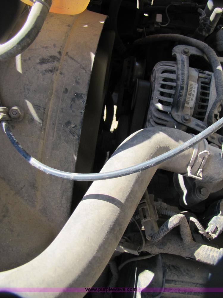 image for item 3568 2002 Ford F350 Super Duty service truck