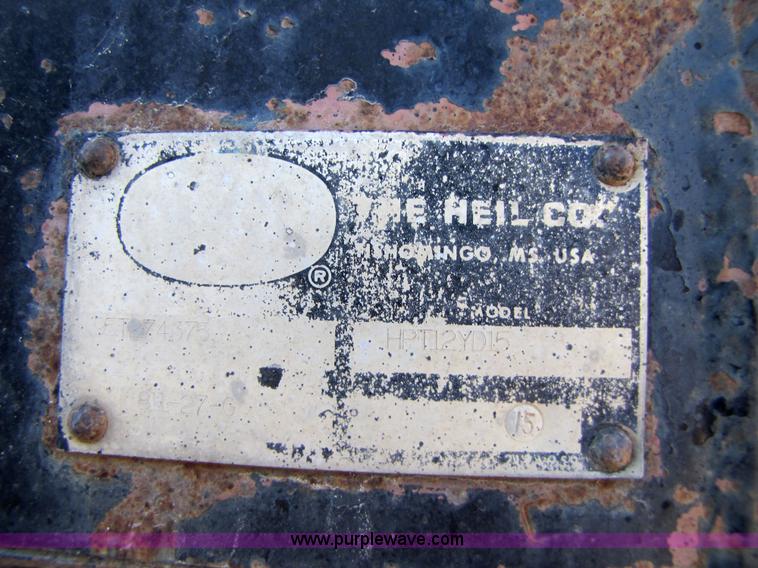 image for item 3569 1984 Freightliner FLC-64T dump truck