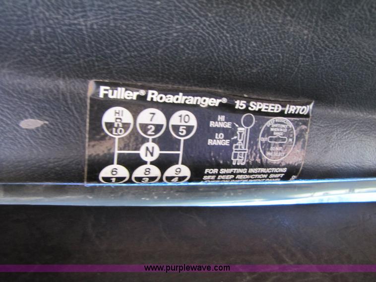 image for item 3569 1984 Freightliner FLC-64T dump truck