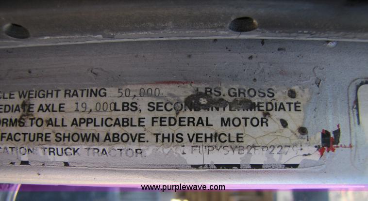 image for item 3569 1984 Freightliner FLC-64T dump truck