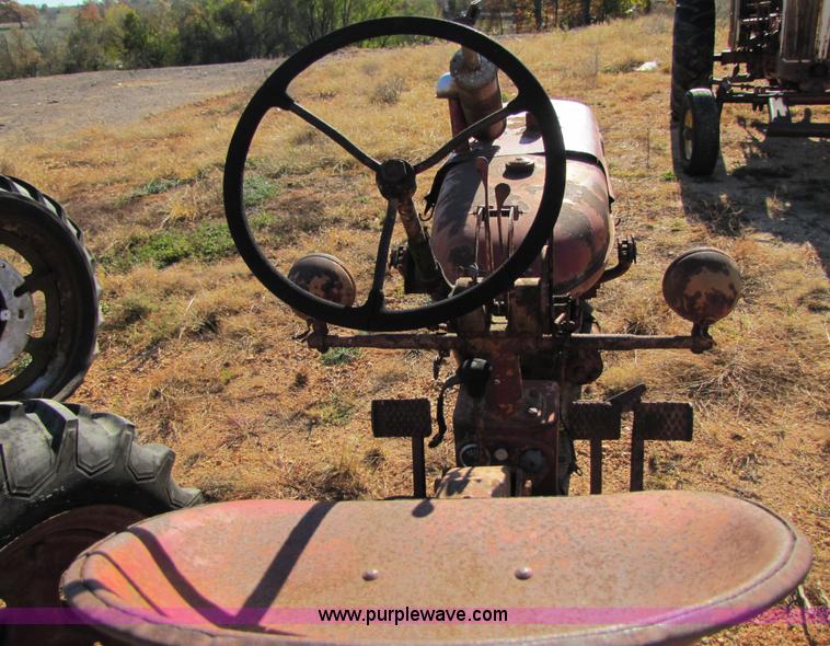 image for item 3574 1949 Farmall C tractor