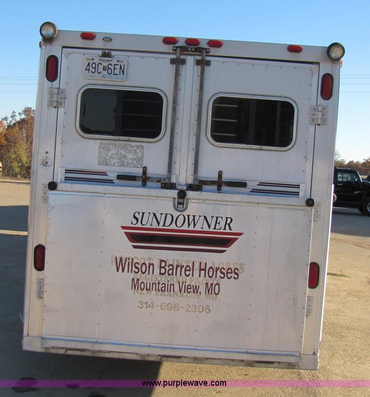 image for item 3580 1991 Sundowner 36' aluminum horse trailer
