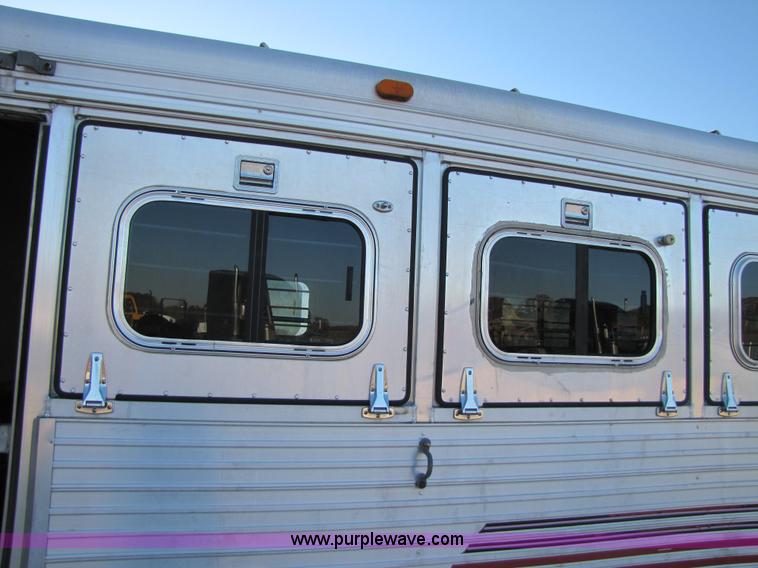 image for item 3580 1991 Sundowner 36' aluminum horse trailer