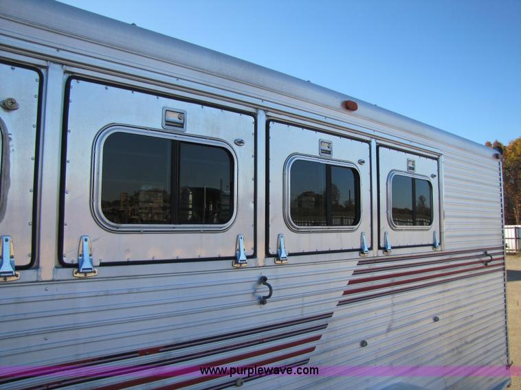 image for item 3580 1991 Sundowner 36' aluminum horse trailer
