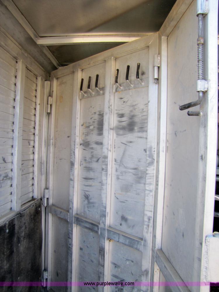 image for item 3580 1991 Sundowner 36' aluminum horse trailer