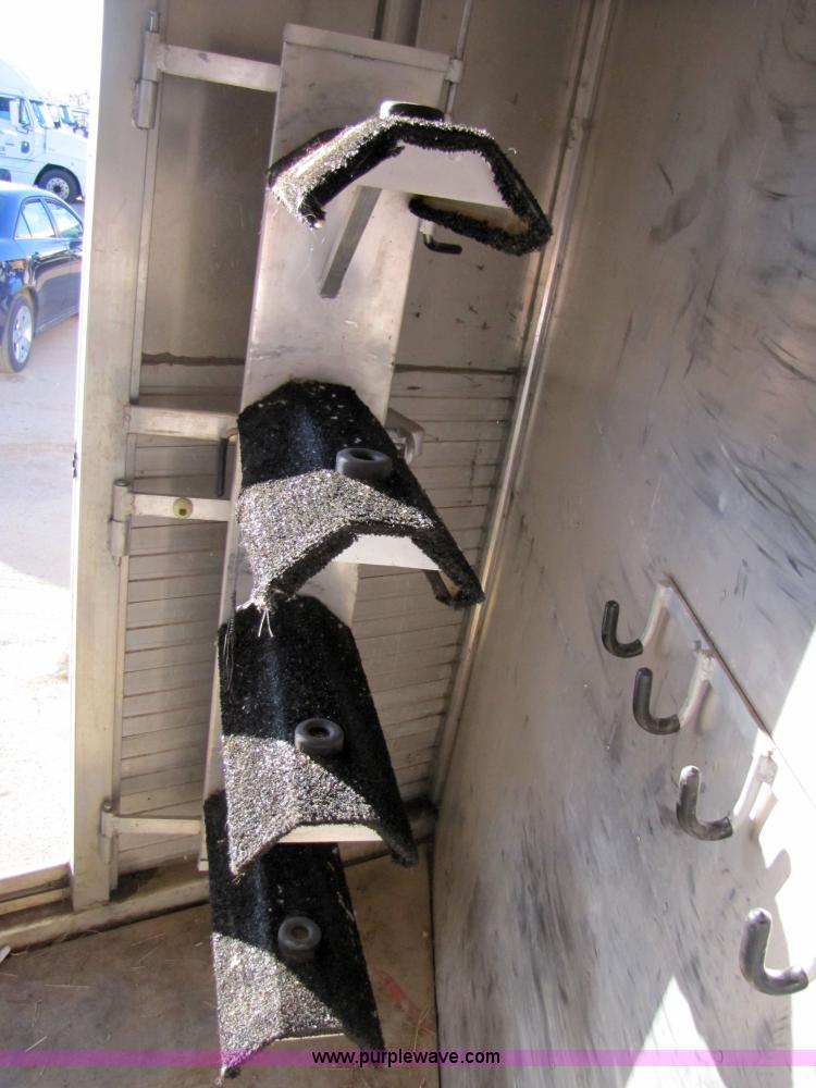 image for item 3580 1991 Sundowner 36' aluminum horse trailer