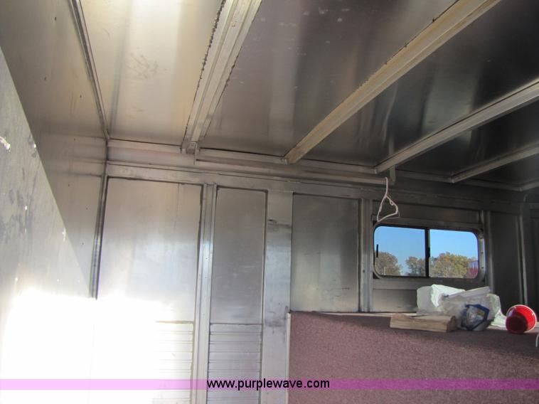 image for item 3580 1991 Sundowner 36' aluminum horse trailer