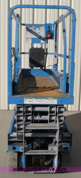 image for item 3763 2006 Genie GS-1930 electric scissor lift