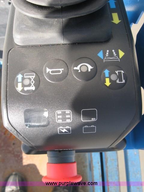 image for item 3763 2006 Genie GS-1930 electric scissor lift