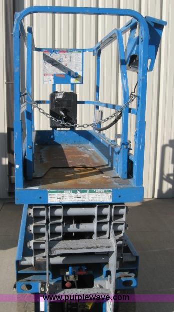 image for item 3764 2006 Genie GS-1930 electric scissor lift