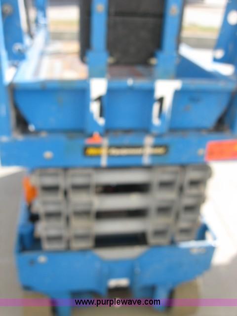 image for item 3764 2006 Genie GS-1930 electric scissor lift