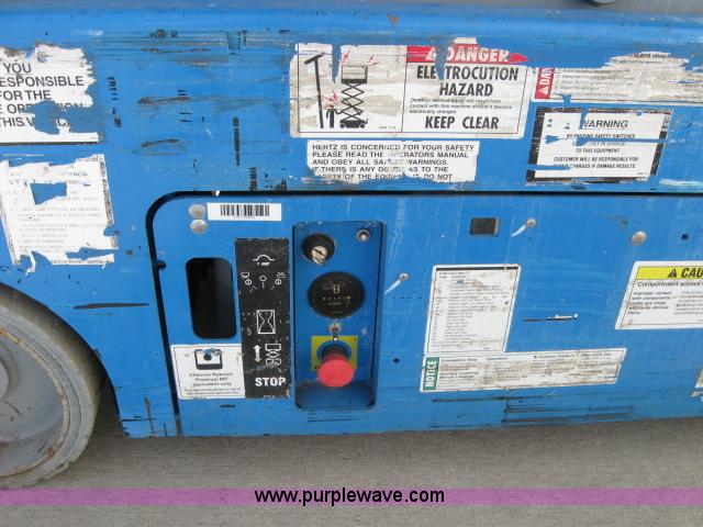 image for item 3764 2006 Genie GS-1930 electric scissor lift