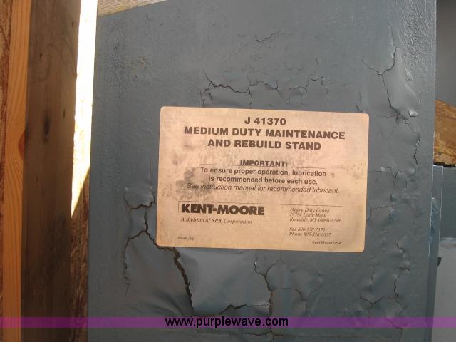 image for item 3765 Kent-Moore engine stand
