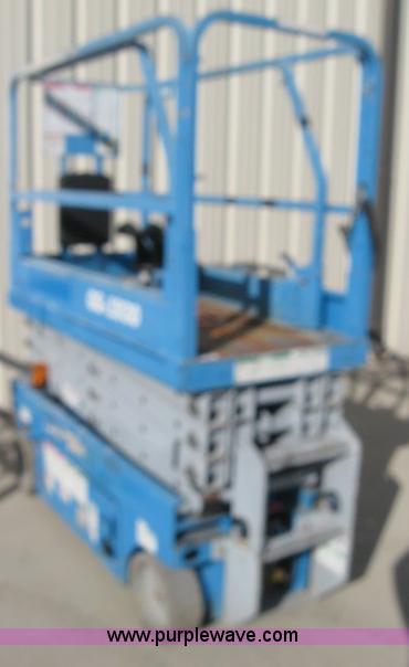 image for item 3766 2006 Genie GS-1930 electric scissor lift