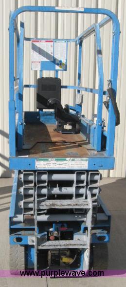 image for item 3766 2006 Genie GS-1930 electric scissor lift