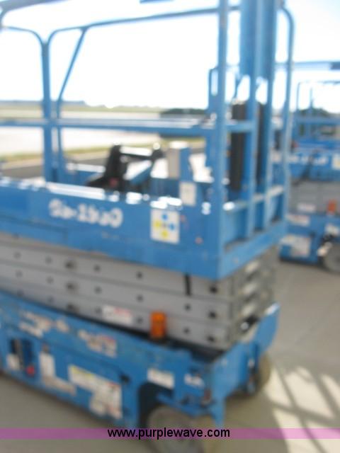 image for item 3766 2006 Genie GS-1930 electric scissor lift