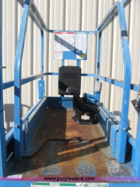 image for item 3766 2006 Genie GS-1930 electric scissor lift