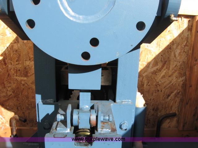 image for item 3767 Kent-Moore engine stand