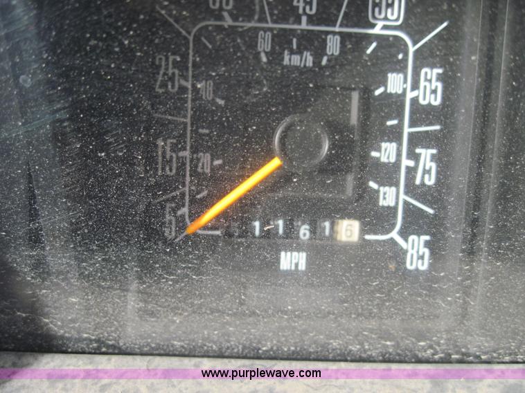 image for item 4324 1990 Ford Econoline E350