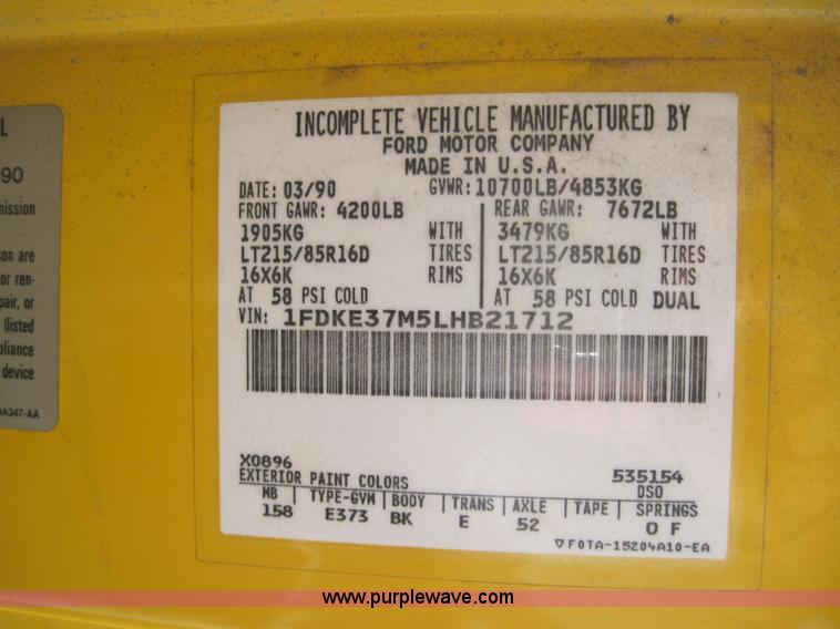 image for item 4324 1990 Ford Econoline E350