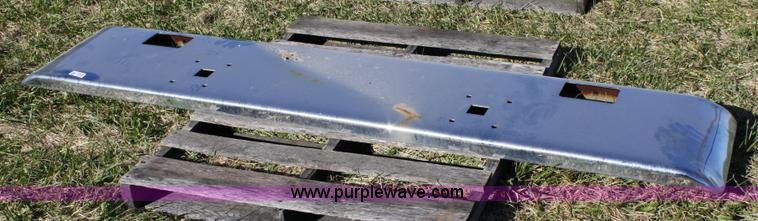 image for item 4672 Western Star bumper