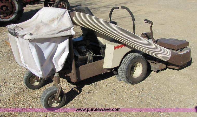 image for item 5151 Grasshopper 616 lawn mower