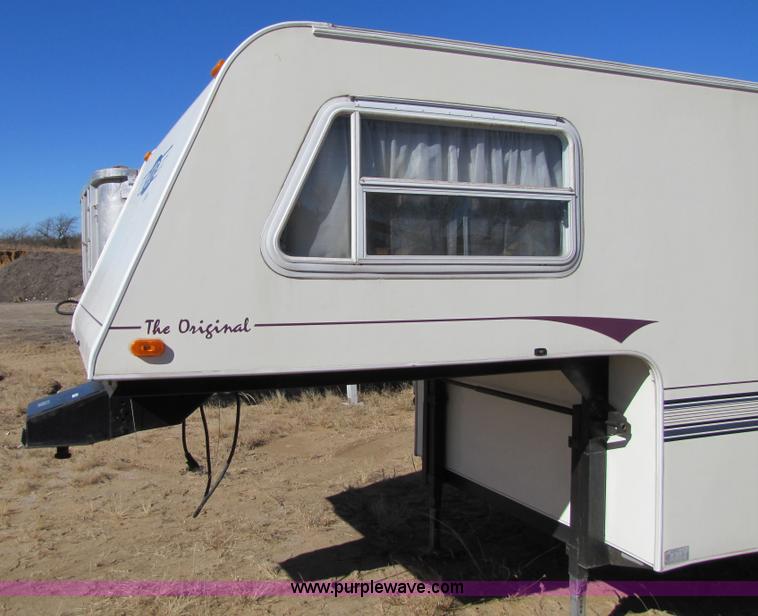 image for item 5158 1997 Aerolite 25' fifth wheel camper