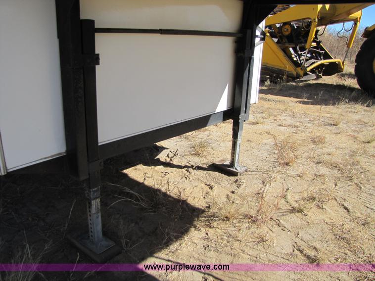 image for item 5158 1997 Aerolite 25' fifth wheel camper