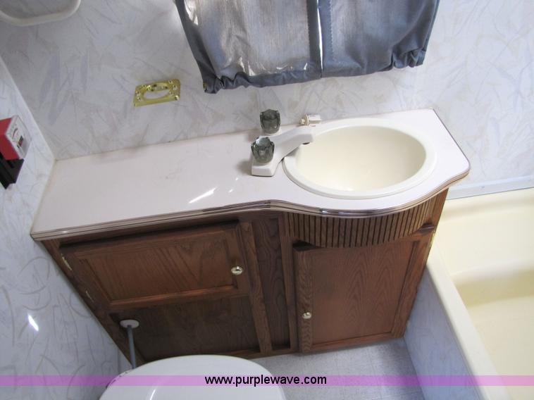 image for item 5158 1997 Aerolite 25' fifth wheel camper