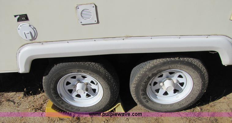 image for item 5158 1997 Aerolite 25' fifth wheel camper