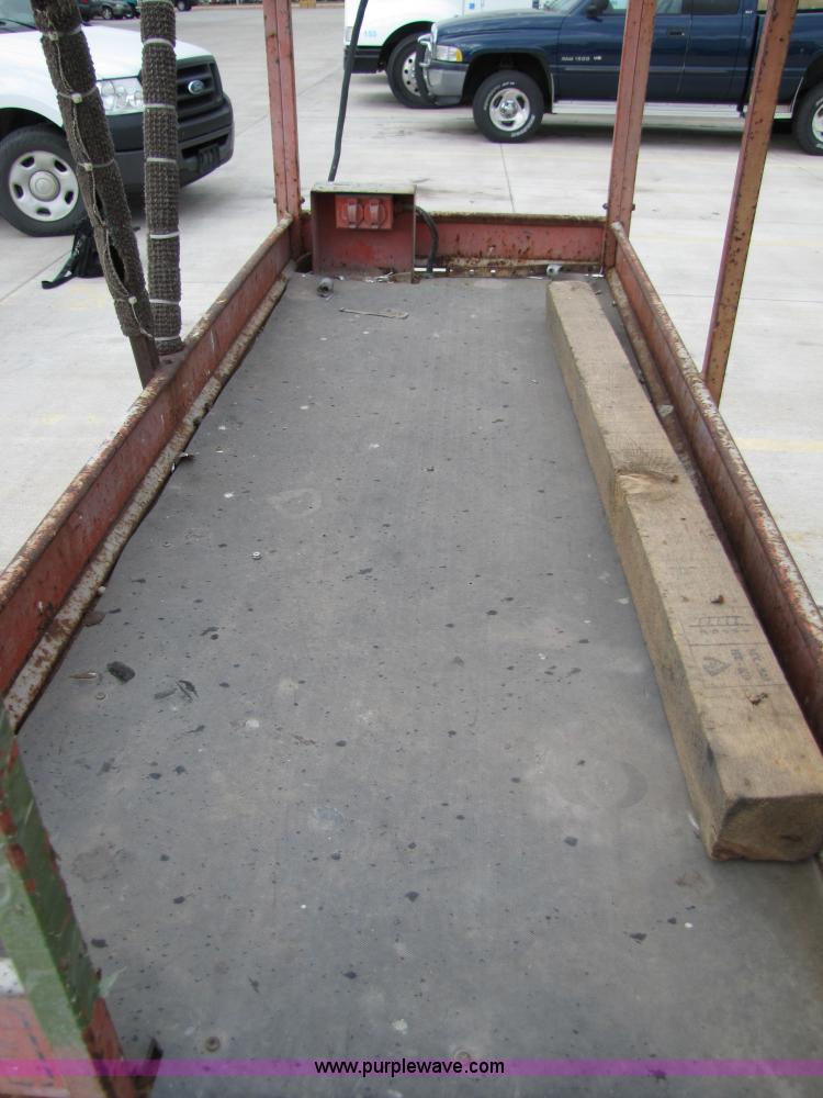 image for item 5200 Skywitch S10 614SP electric scissor lift