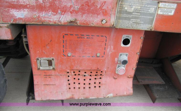 image for item 5200 Skywitch S10 614SP electric scissor lift