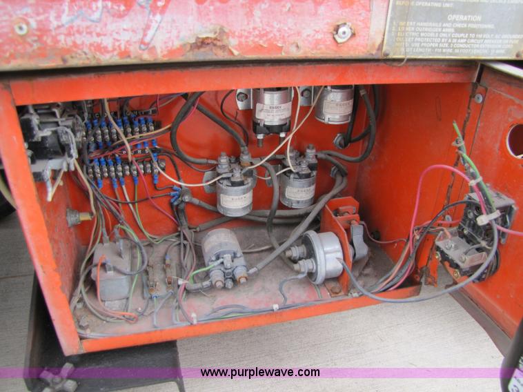 image for item 5200 Skywitch S10 614SP electric scissor lift