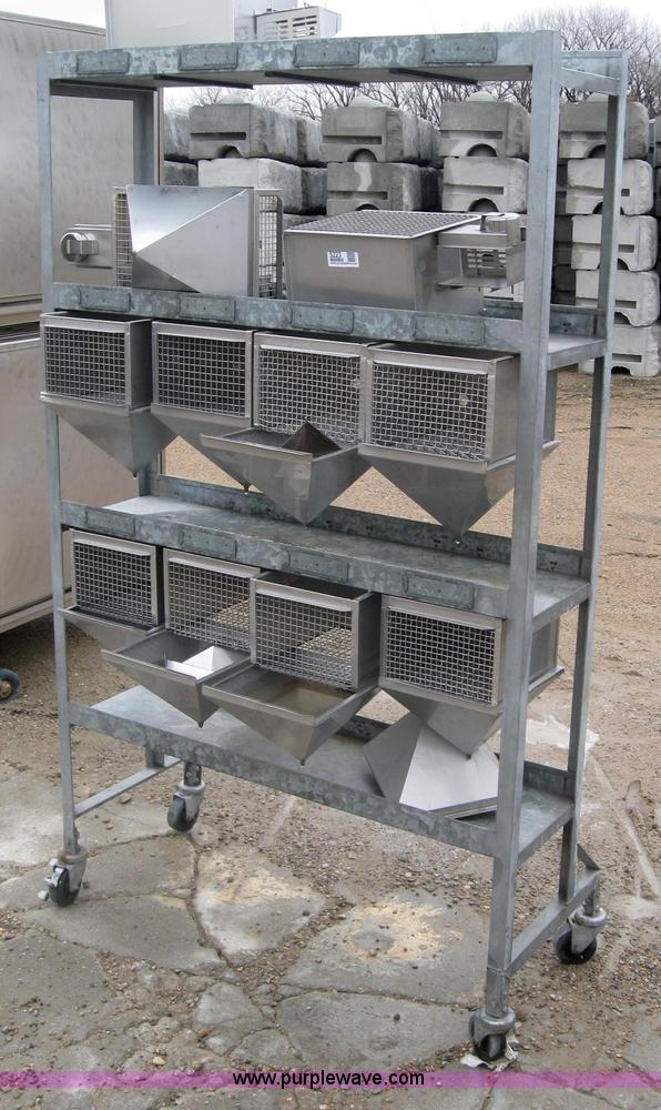 image for item 5223 Acme Metal Products 10 compartment small animal cage