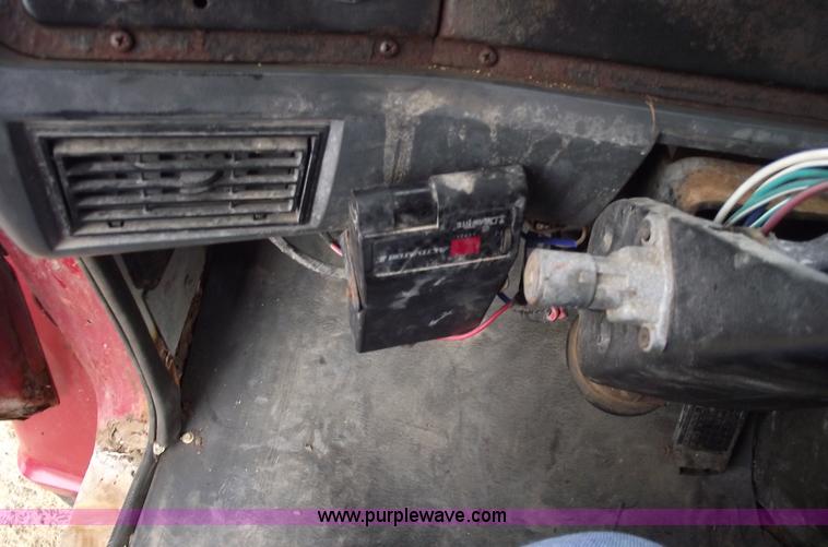 image for item 5557 1989 Ford LN8000 dump truck